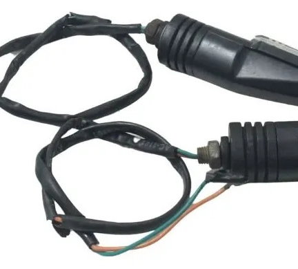 Par Pisca Traseiro Paralelo C/ Avaria Kawasaki Zx6r 08-12 Direito Cinza