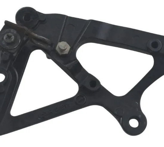Suporte Pedaleira Dianteira Direita Yamaha Yzf R1 09-15 Orig Preto