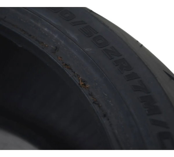 Pneu Bridgestone Battlax 190/50 Zr17 M/c (73w) C/ Avaria