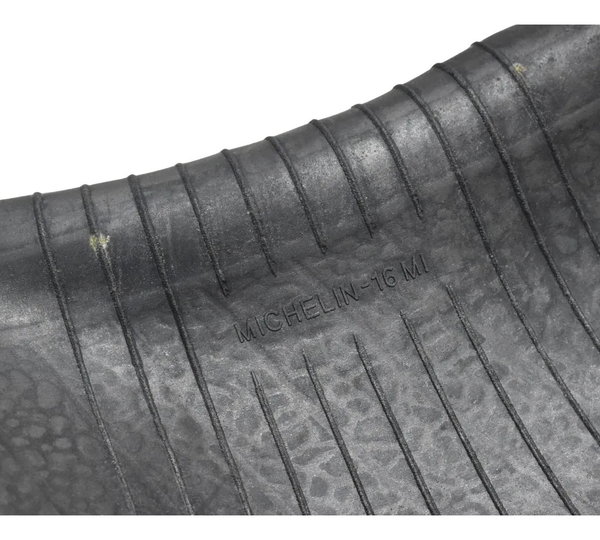 Camara Michelin 180/55x17 Preto
