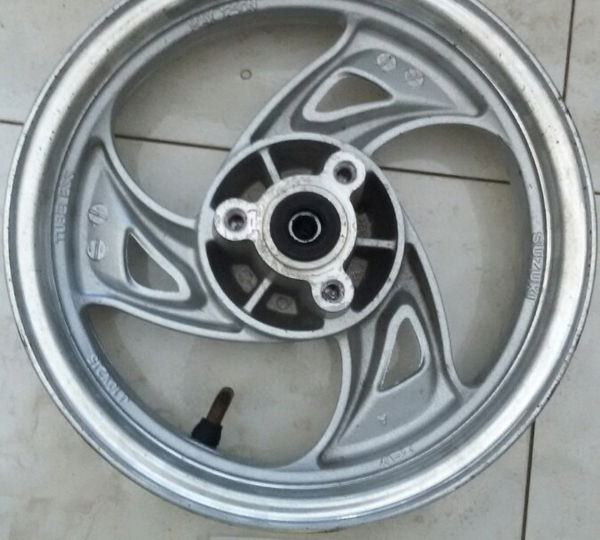 Roda Dianteira Burgman I 125 2010 A 2016 Original