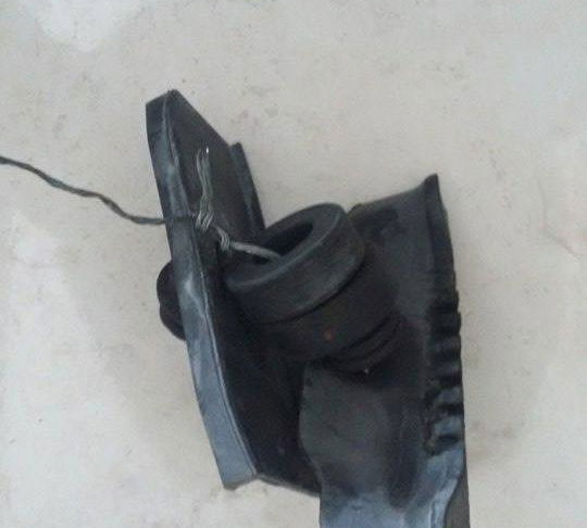 Borracha Tanque Diversas Laterais Xt 660 Original