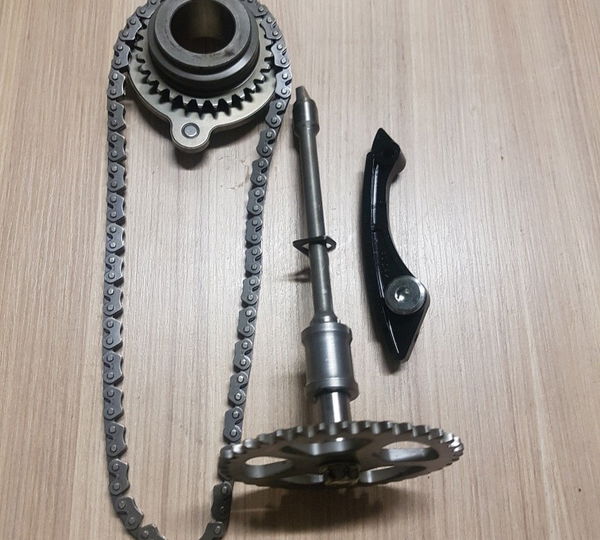 Engrenagem Corrente Embreagem Tensor Zx 10r 10a15 Original