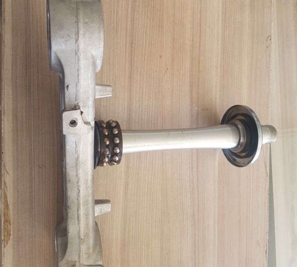 Mesa Inferior Hayabusa 00/07 Original Semi Nova