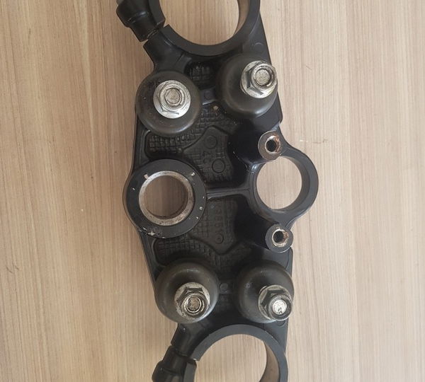 Mesa Superior B Hayabusa 1300 00/07 Original Com Parafusos