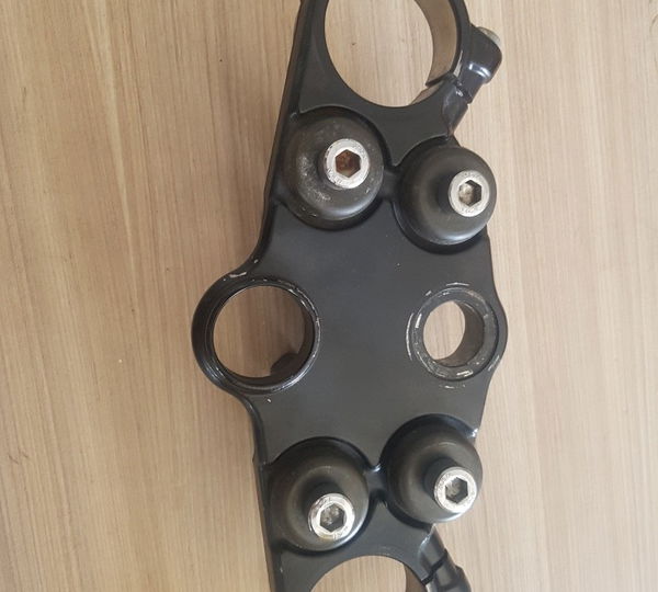 Mesa Superior B Hayabusa 1300 00/07 Original Com Parafusos