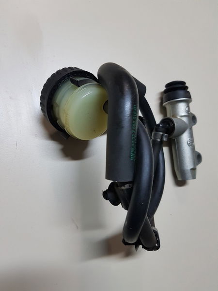Cilindro Freio Traseiro Bmw K 1300 Gt 09/10 Original