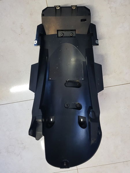 Paralama Traseiro Interno Bmw K 1300 Gt 09/10 Original 