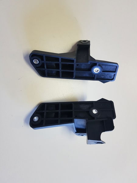 Suporte Da Tampa Lateral Bmw K 1300 Gt 09/10 Original