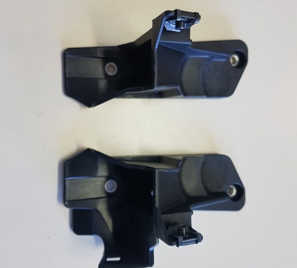 Suporte Da Tampa Lateral Bmw K 1300 Gt 09/10 Original Preto