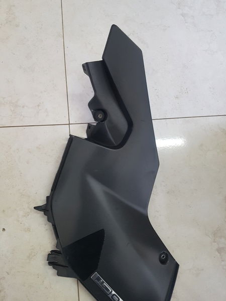 Lateral Carenagem Tanque Esquerda Bmw K 1300 Gt 09/10 Orig