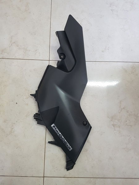 Lateral Carenagem Tanque Esquerda Bmw K 1300 Gt 09/10 Orig