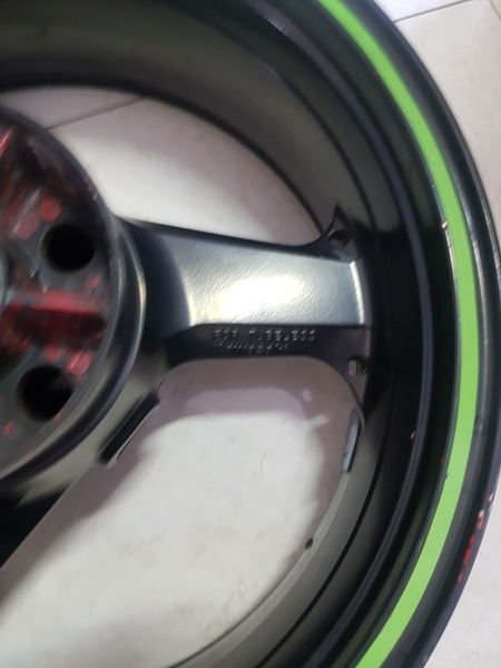 Roda Traseira Kawasaki Zx 12r 00a06 Original 