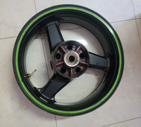 Roda Traseira Kawasaki Zx 12r 00a06 Original 
