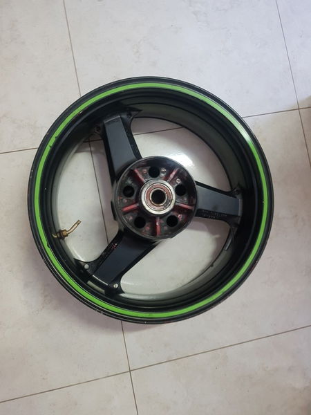 Roda Traseira Kawasaki Zx 12r 00a06 Original 