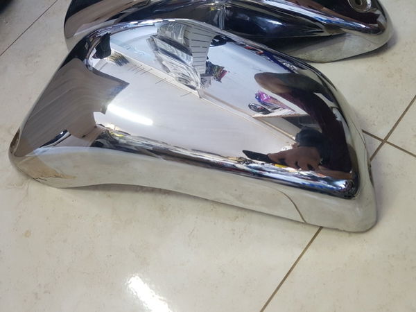 Capa Tanque Lc 1500 Intruder Original Combustivel (avariada)