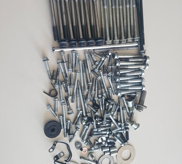 Parafuso Motor Srad 1000 08/09 Suzuki Original Diversos