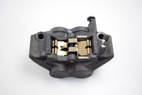 Pinça Freio Dianteiro Esquerdo Mt09 Mt-09 Mt 09 Yamaha