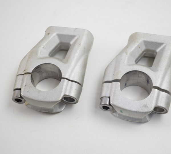 Suporte Guidao Triumph Tiger 800 Original Xcx Xrx