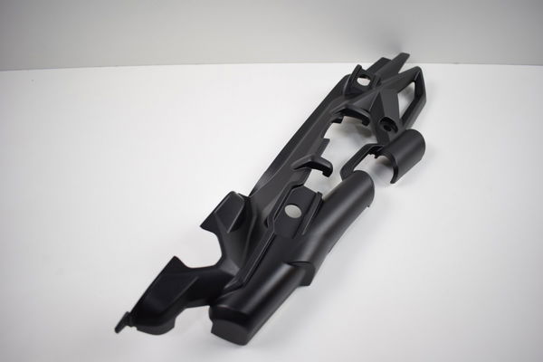Acabamento Lateral Quadro Tras Direito Triumph Tiger 800 Xrx