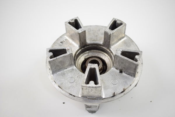 Cubo Coroa Flange Cbr 900rr 96/97/98/99 Original