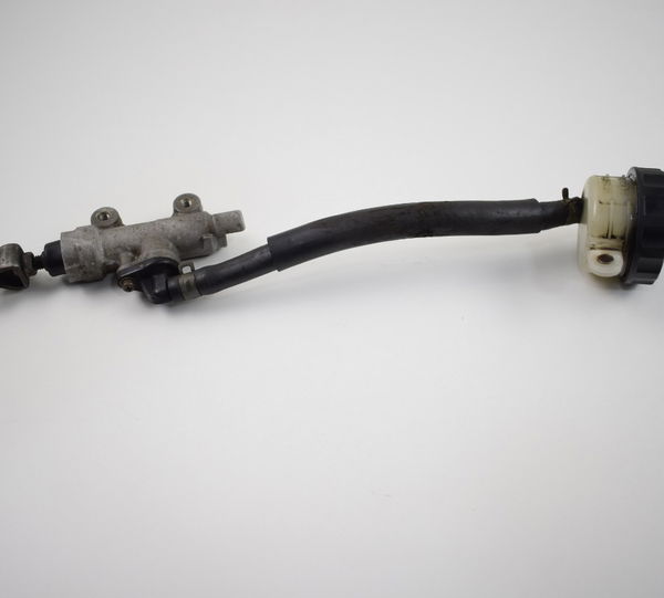 Cilindro Freio Traseiro Burrinho Cbr 900rr 96/97/98/99 Orig.