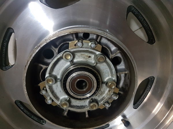 Roda Traseira Lc 1500 Intruder Suzuki Original 