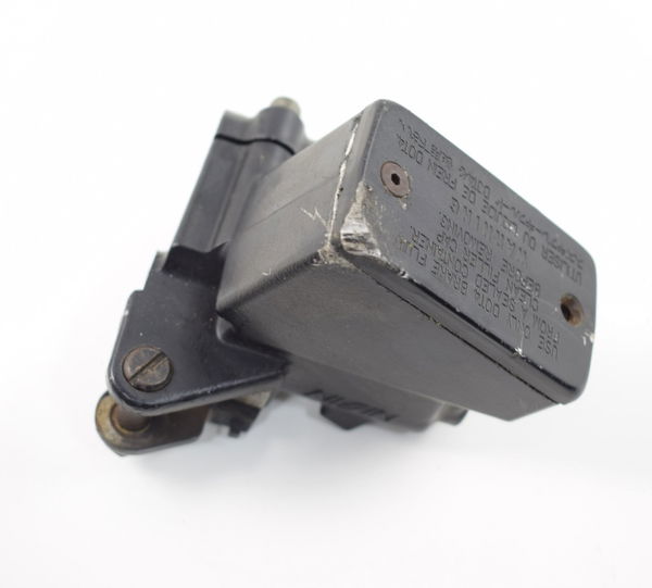 Cilindro Freio Dianteiro Gsx-r 1100 W Original 1996