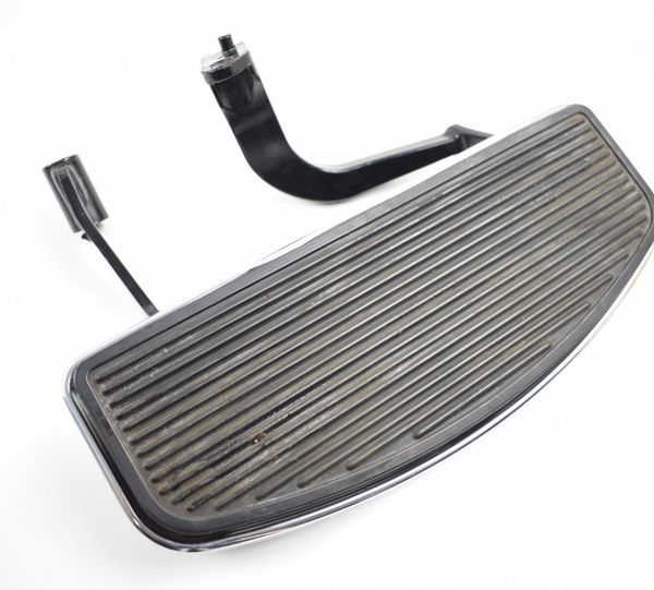 Pedaleira Dianteira Esq. Harley Electra Glide Touring 13-17