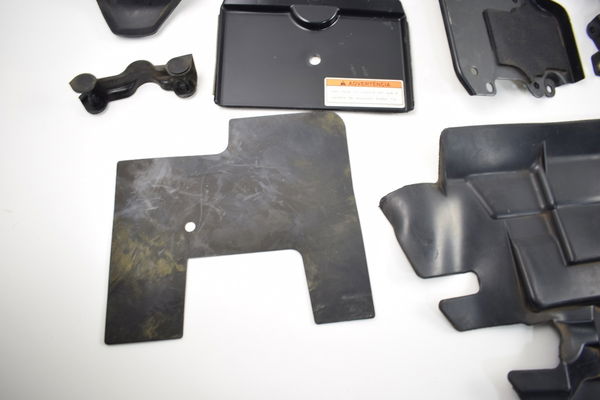 Acabamento Quadro B Borrachas Yamaha Fazer 600 Fz6 05-11