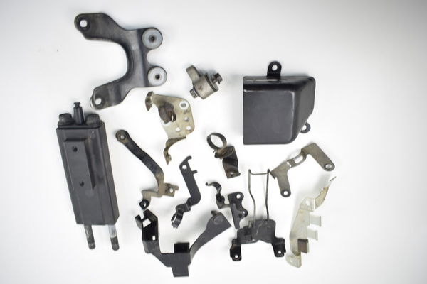 Suportes Diversos Yamaha Fazer 600 Fz6 05-11 Original