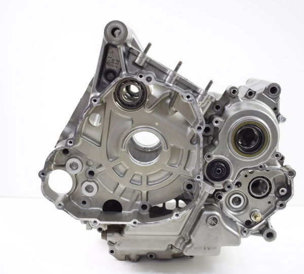 Par Bloco Carcaça Motor Dl 1000 V Strom Baixa Nfe 03-11