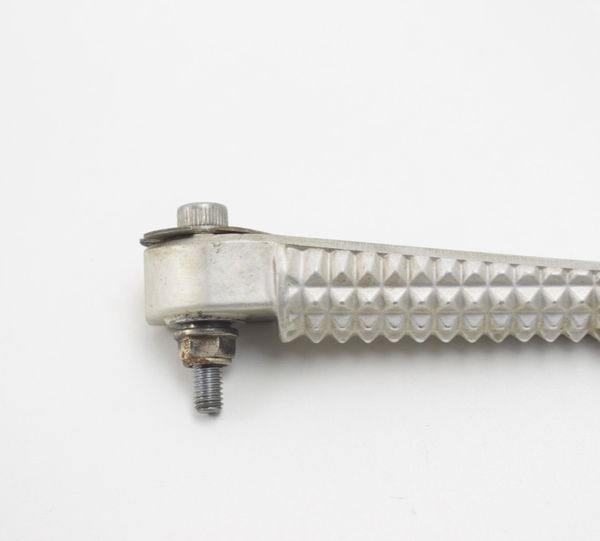 Pedaleira Traseira Esquerda Yzf R1 2004-2006 Original