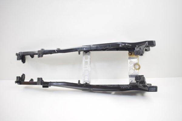 Quadro B Sub Chassis Gsx-r Srad 1000 11-16 Original
