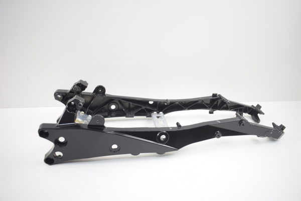 Quadro B Sub Chassis Gsx-r Srad 1000 11-16 Original