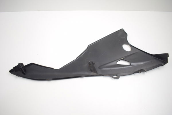 Spoiler Direito C/avaria Gsx-r Srad 1000 11-16 Original