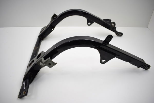 Suporte Motor Berço Gsx 750f 98/08 Original