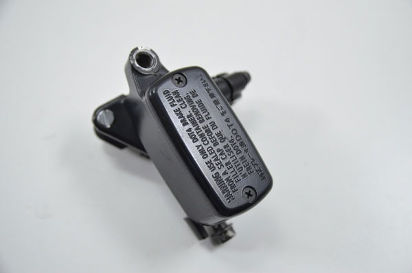 Cilindro Freio Dianteiro Honda Cb650f Cb 650f Cb 650 F 2019