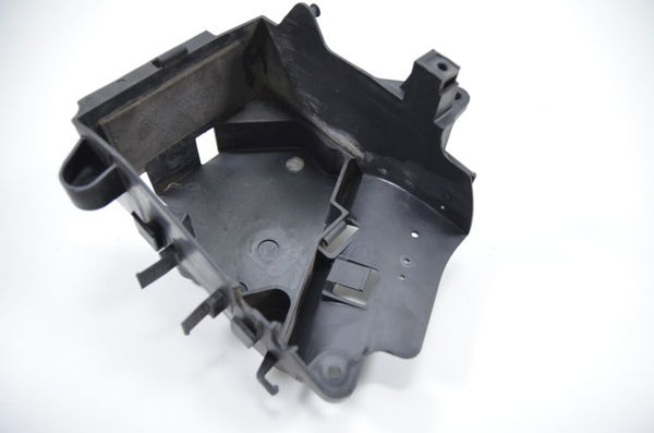 Caixa Bateria Yamaha Xvs 650 Drag Star 98-08