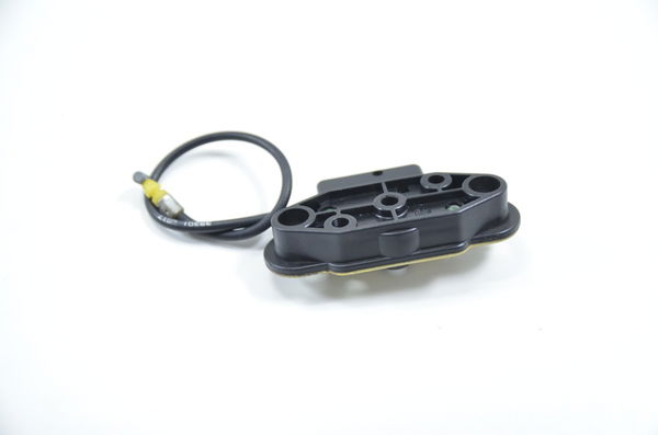 Trava Banco Com Cabo Suzuki Gsx-r Srad 750 05-06 Original
