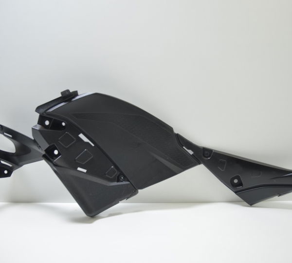 Acabamento Tampa Lateral Esq Kawasaki Versys 1000 2020 Avari