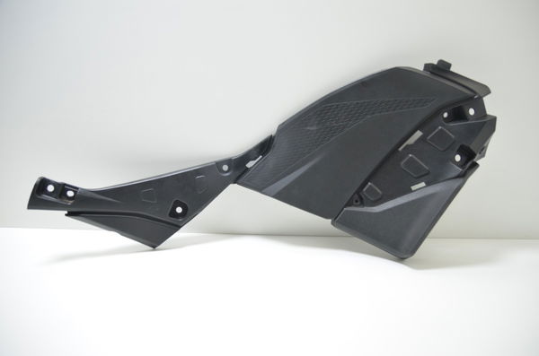 Acabamento Lateral Direito Kawasaki Versys 1000 2020 Avaria