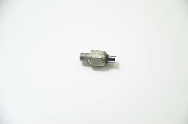 Interruptor Freio Traseiro Harley Softail Breakout 103 Fxsb