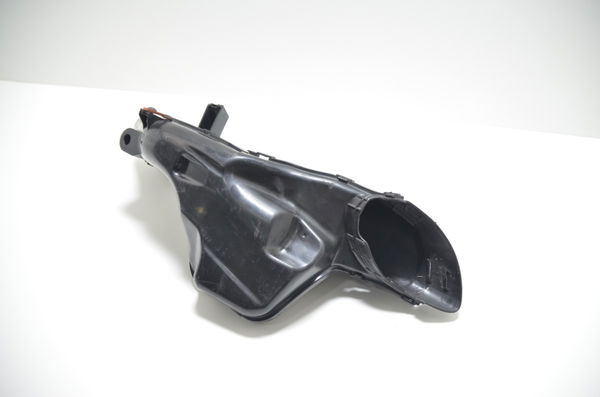 Duto Ar Direito C/avaria Suzuki Gsx-r Hayabusa 1300 08-19