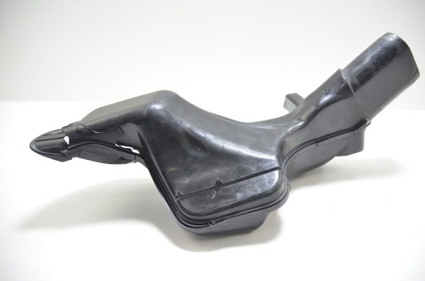 Duto Ar Direito C/avaria Suzuki Gsx-r Hayabusa 1300 08-19