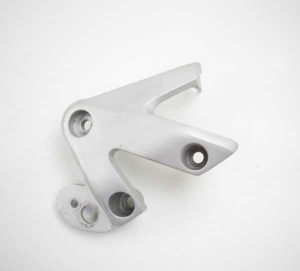 Suporte Orelha Farol Esquerdo Honda Cb 600f Hornet 04-07