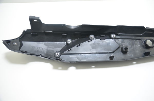 Lateral Traseira Direita Yamaha Mt09 Mt 09 Mt-09 Tracer 2017