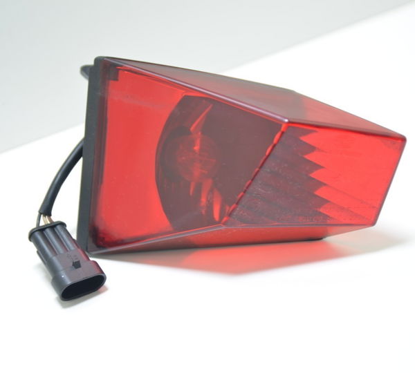 Lanterna Traseira Esq. Can Am Spyder 990 Rs 2009 Original Esquerdo/motorista Vermelho