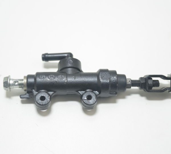 Cilindro Freio Traseiro Gsx-r Srad 750 14-16 Gp Original