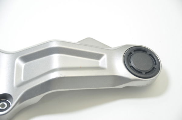 Acabamento Suporte Motor Direito Yamaha Mt07 Mt 07 Mt-07